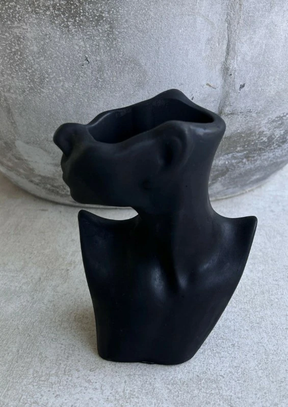 JARRÓN ALMA HOMBRE BLACK STYLE DECO NEGRO DECORACIÓN