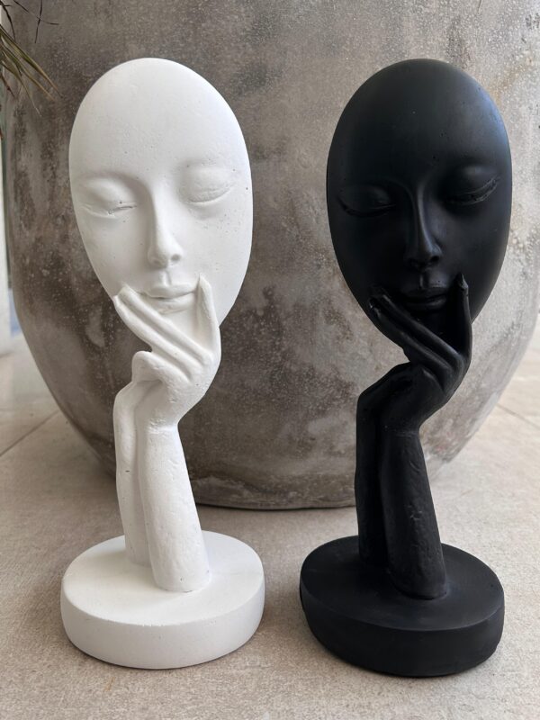 ESCULTURA SERENA BLACK