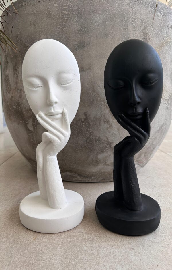 ESCULTURA SERENA BLACK